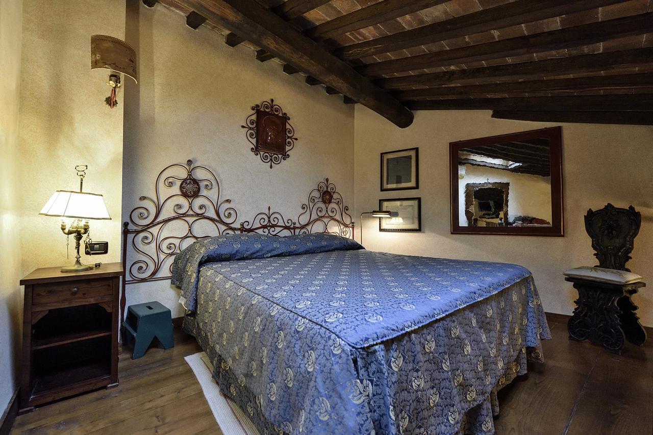 Aparthotel Castelletto Di Montebenichi Monte Benichi Exterior foto